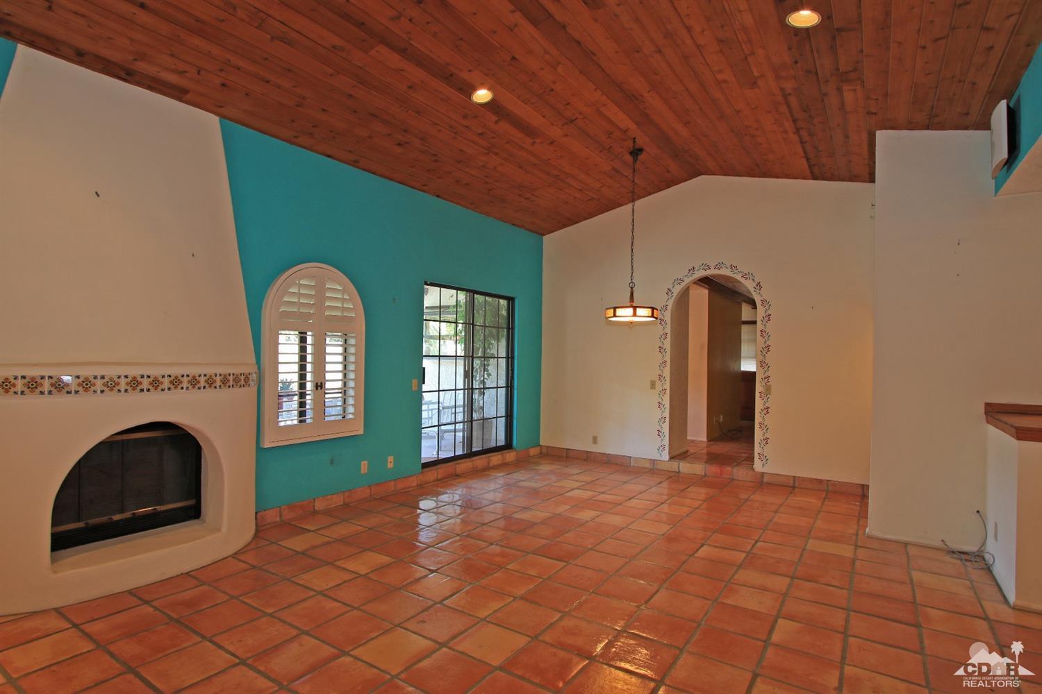 70400 Chappel Road Rancho Mirage, CA 92270 - Photo 11 of 49 a view of livingroom with washer and dryer