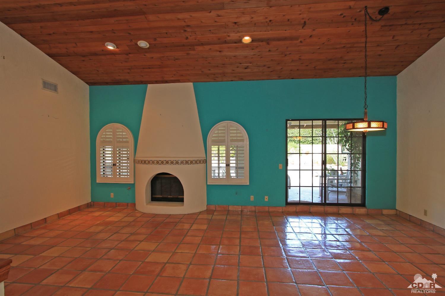 70400 Chappel Road Rancho Mirage, CA 92270 - Photo 12 of 49 a view of a fireplace in a room