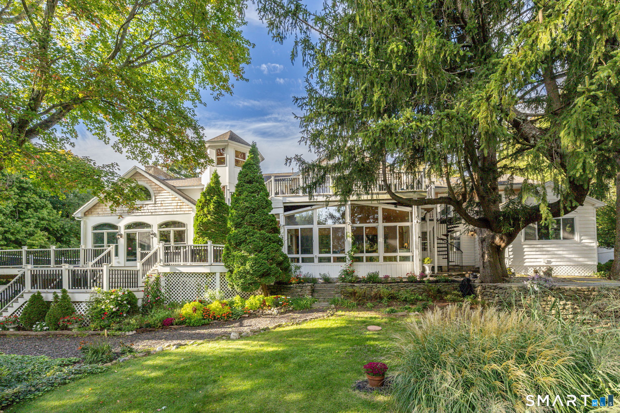 695 Spindle Hill Road Wolcott, CT 06716 - Photo 2 of 40 Gallery Image 2
