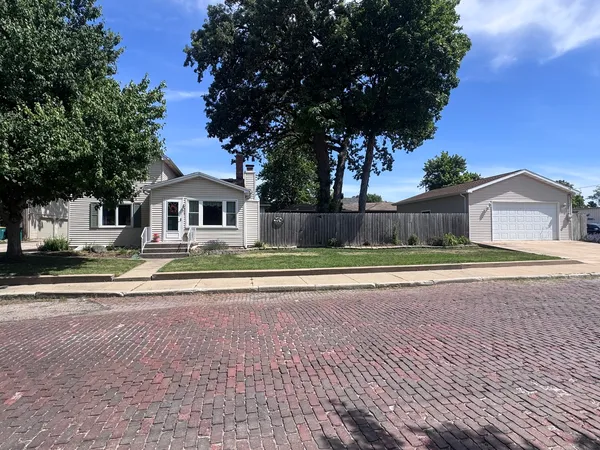 $144,900 | 408 East Elm Street, Streator, IL 61364