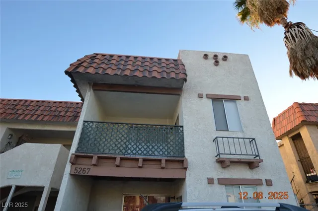 $1,100 | 5267 Del Gado Drive, Unit C, Las Vegas, NV 89103