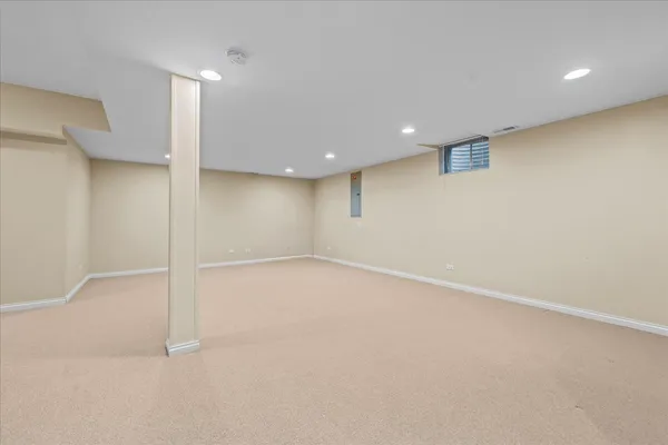 $1,350,000 | 1303 Glencoe Avenue, Highland Park, IL 60035