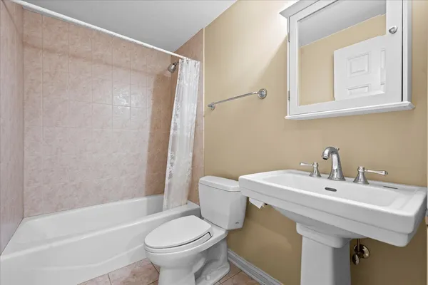 $1,350,000 | 1303 Glencoe Avenue, Highland Park, IL 60035