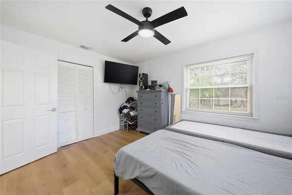 $2,300 | 9505 Takomah Trail, Tampa, FL 33617