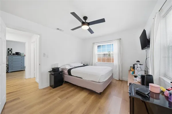 $2,300 | 9505 Takomah Trail, Tampa, FL 33617