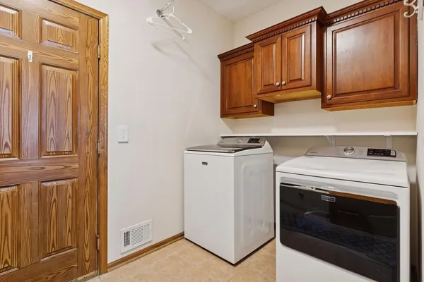 $985,000 | 26435 Noble Road, Excelsior, MN 55331