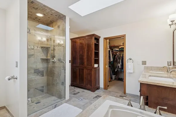 $985,000 | 26435 Noble Road, Excelsior, MN 55331