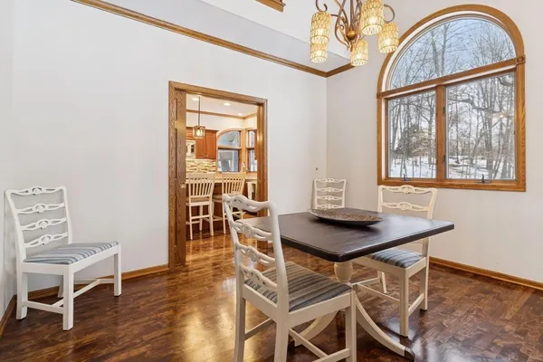 $985,000 | 26435 Noble Road, Excelsior, MN 55331