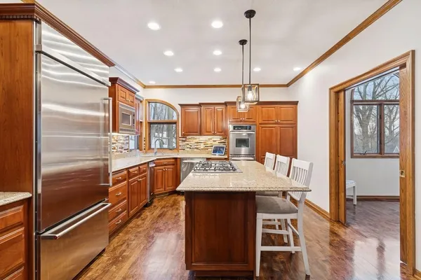 $985,000 | 26435 Noble Road, Excelsior, MN 55331