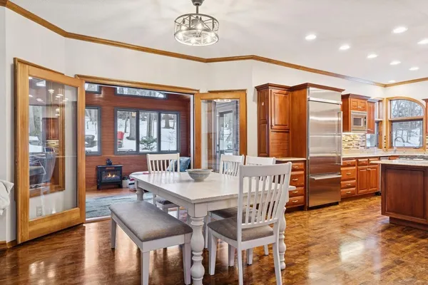 $985,000 | 26435 Noble Road, Excelsior, MN 55331