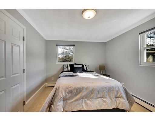 86 Lowther Road Framingham, MA 01701 - Photo 11 of 17 Gallery Image 11