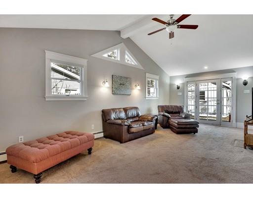 86 Lowther Road Framingham, MA 01701 - Photo 6 of 17 Gallery Image 6