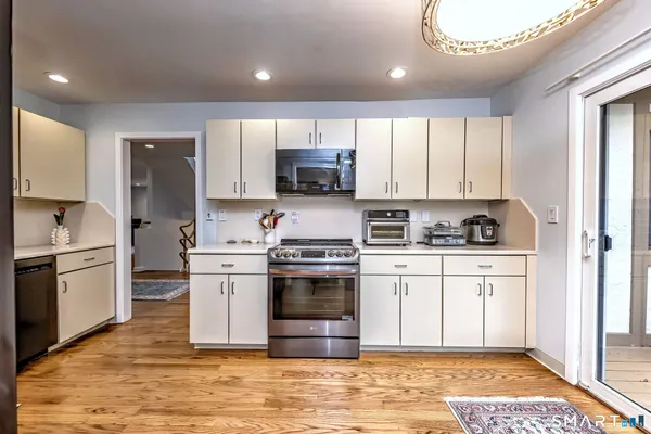$587,000 | 690 Forest Road, Unit 771, West Haven, CT 06516