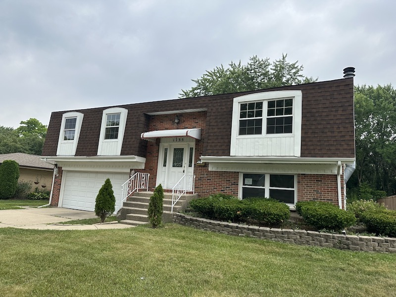 1135 North King Charles Court Palatine, IL 60067 - Photo 1 of 14