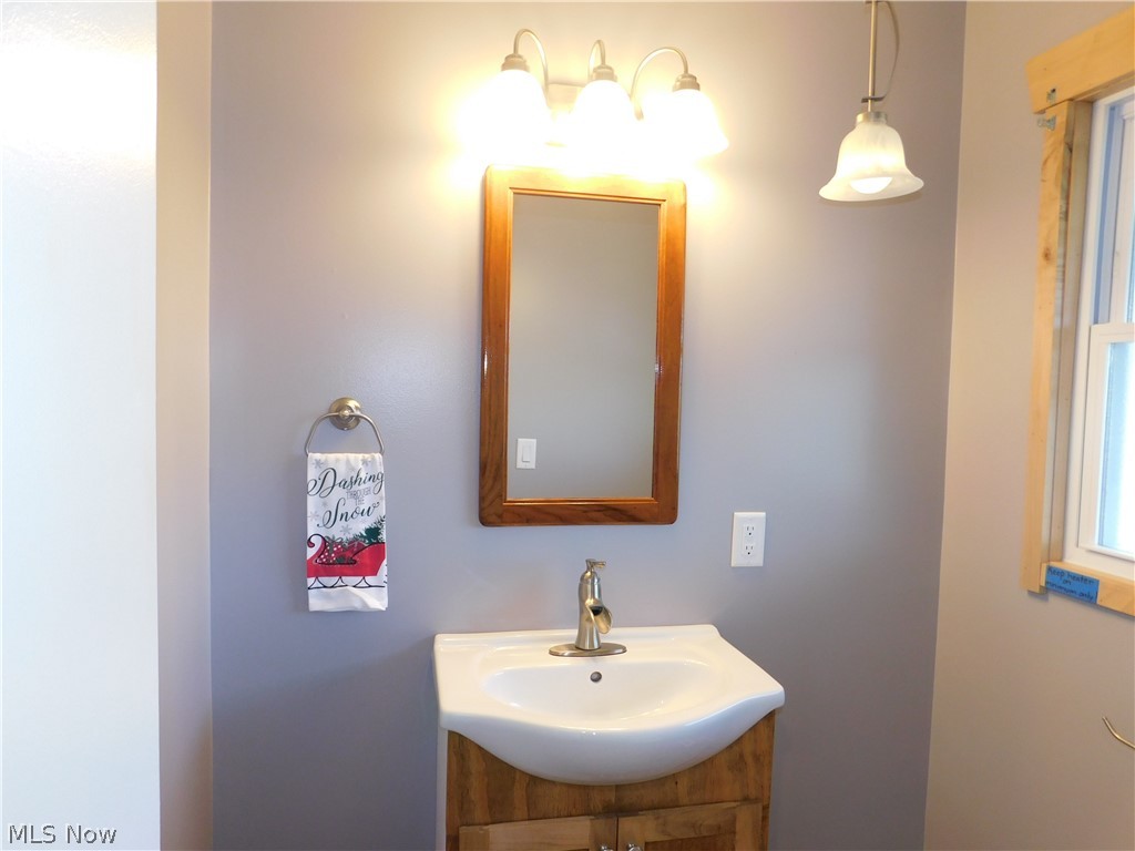9377 Bechtel Road Elyria, OH 44035 - Photo 14 of 22 Gallery Image 14