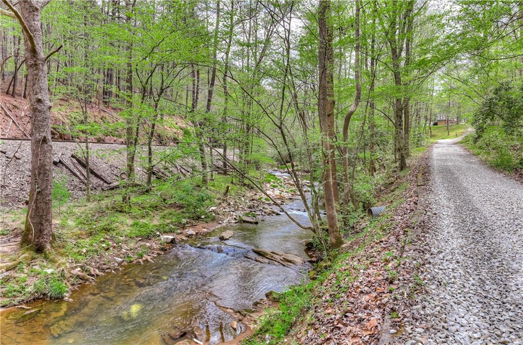 304 Garland Way Canton, GA 30115 - Photo 8 of 138