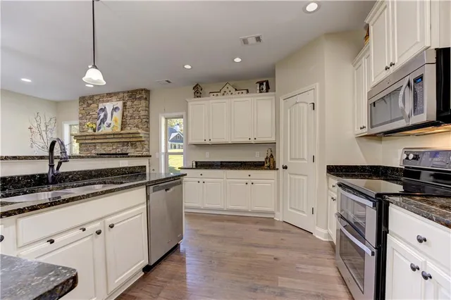 $2,000,000 | 304 Garland Way, Canton, GA 30115