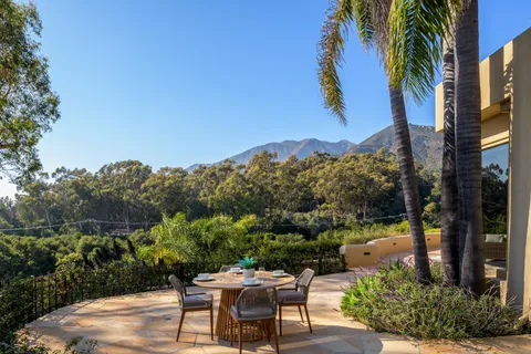 $4,000,000 | 2891 Hidden Valley Lane, Montecito, CA 93108