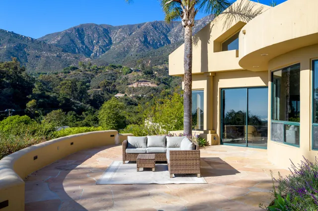 $4,000,000 | 2891 Hidden Valley Lane, Montecito, CA 93108