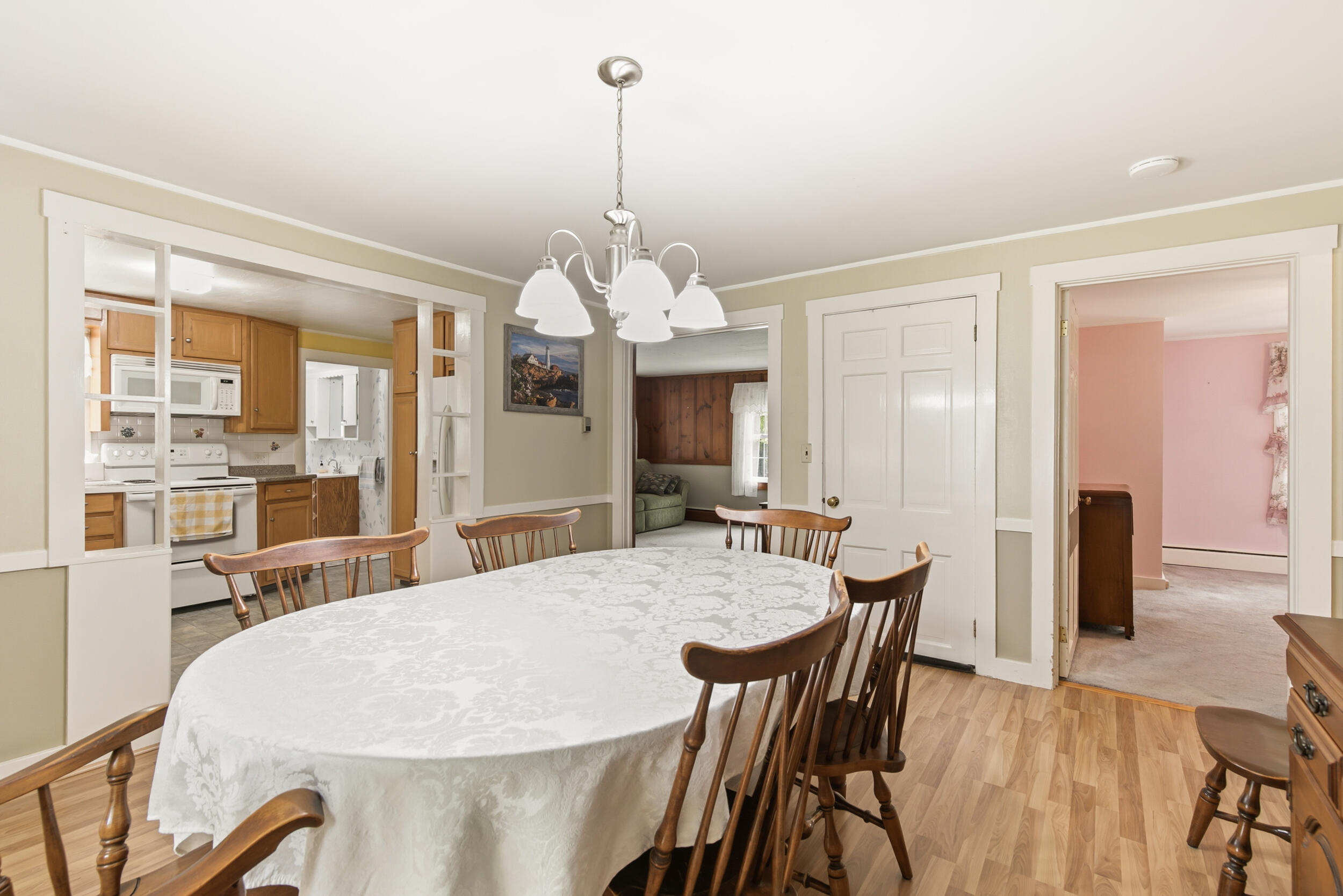 69 Railroad Avenue Springvale, ME 04083 - Photo 10 of 48