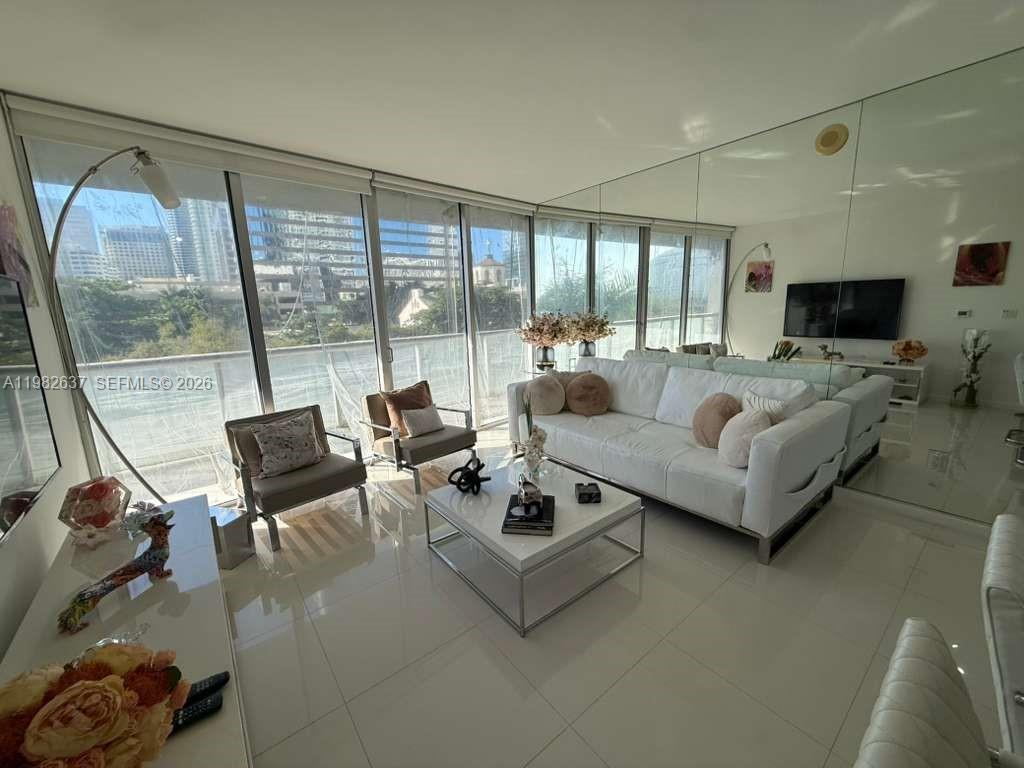 495 Brickell Avenue, Unit 511 Miami, FL 33131 - Photo 3 of 29