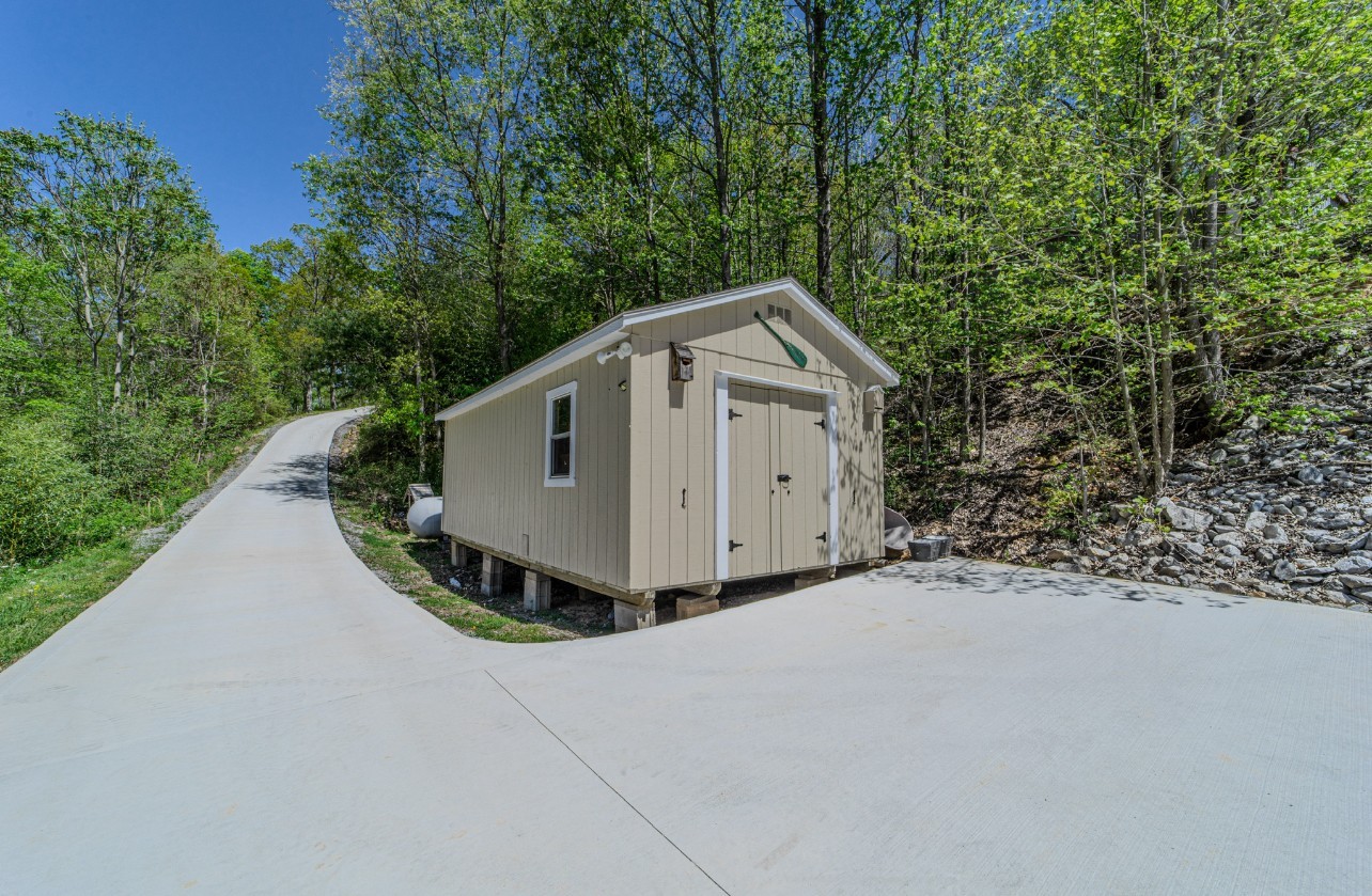 3205 Rocky Point Road Stewart, TN 37175 - Photo 42 of 47 Gallery Image 42