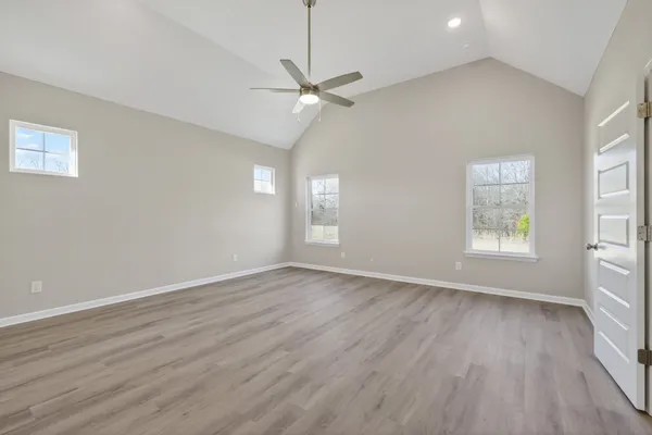 $395,800 | 346 North Fork Branch Road, Tullahoma, TN 37388