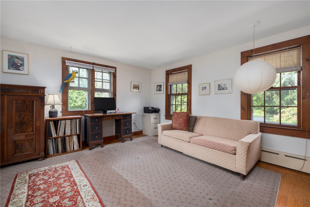 856 North Main Road Jamestown, RI 02835 - Photo 23 of 49