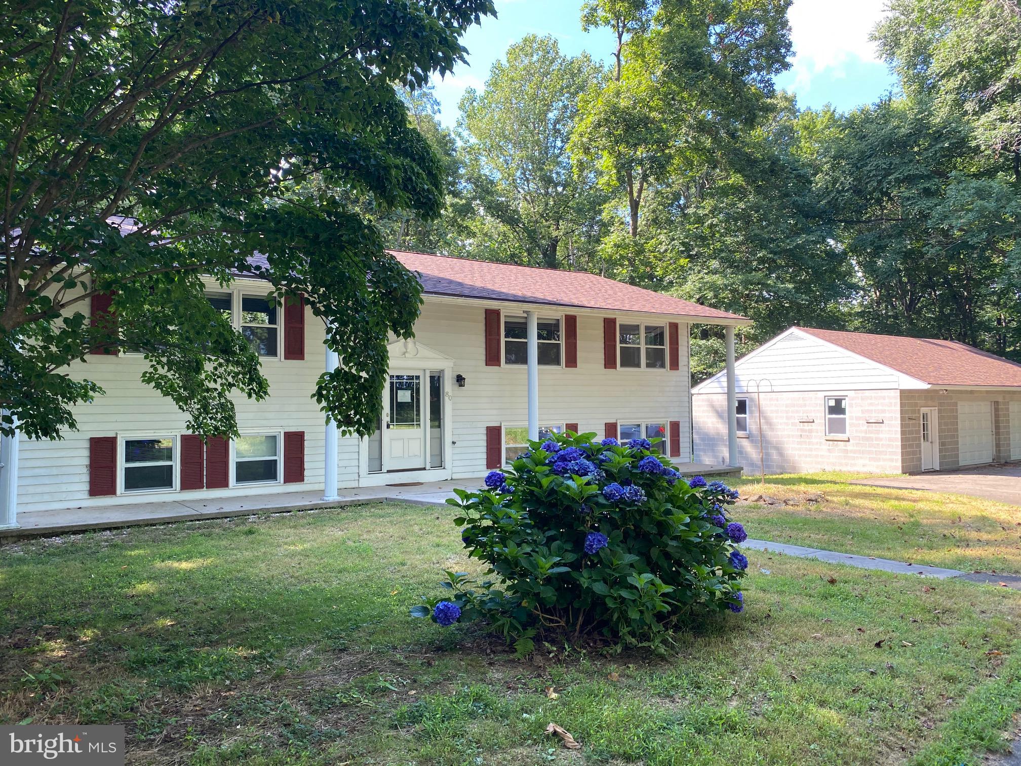 80 Kinseyville Road Nottingham, PA 19362 - Photo 2 of 19 Front view house & detached garage