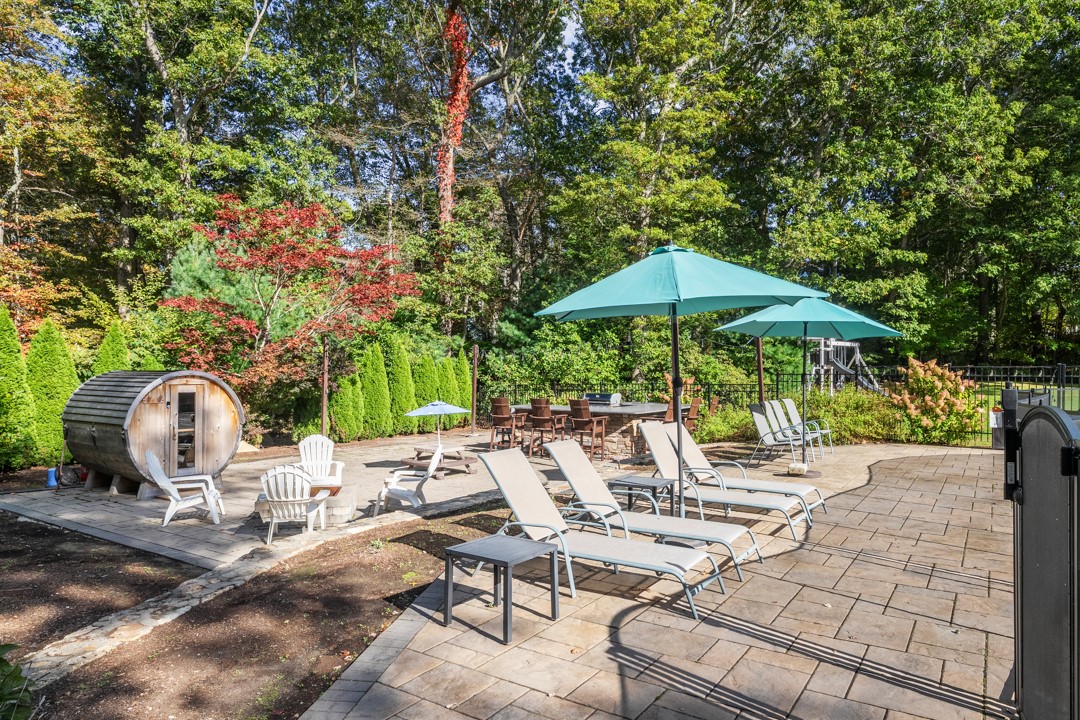 320 Stone Ridge Drive East Greenwich, RI 02818 - Photo 11 of 49