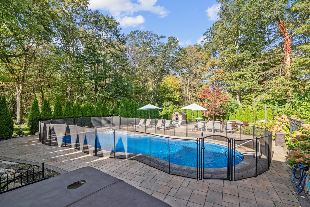 320 Stone Ridge Drive East Greenwich, RI 02818 - Photo 9 of 49