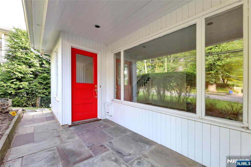 24 Merrifield Way Cresskill, NJ 07626 - Photo 3 of 27 a view of front door