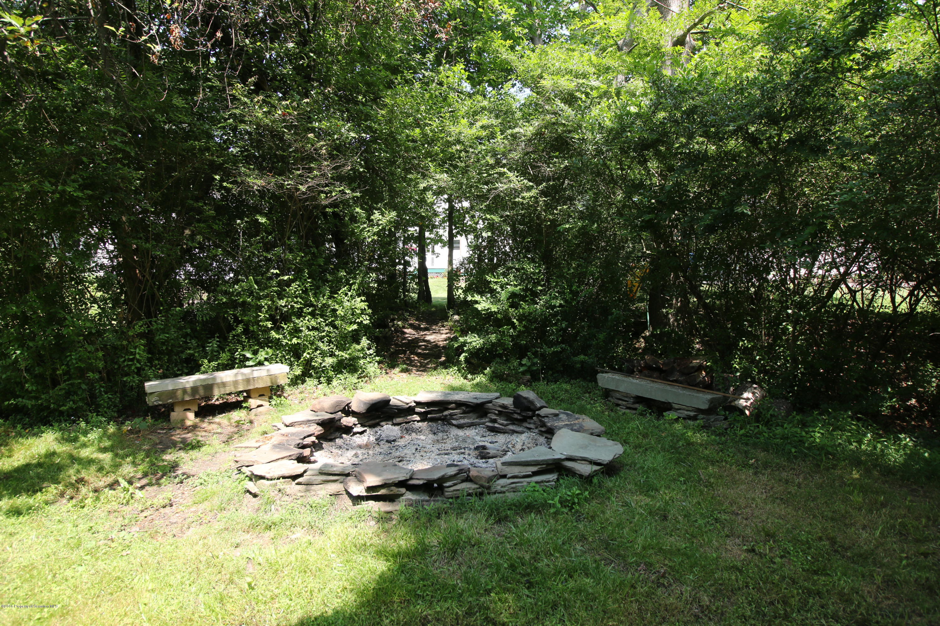 725 Winola Road Clarks Summit, PA 18411 - Photo 12 of 47 Gallery Image 12