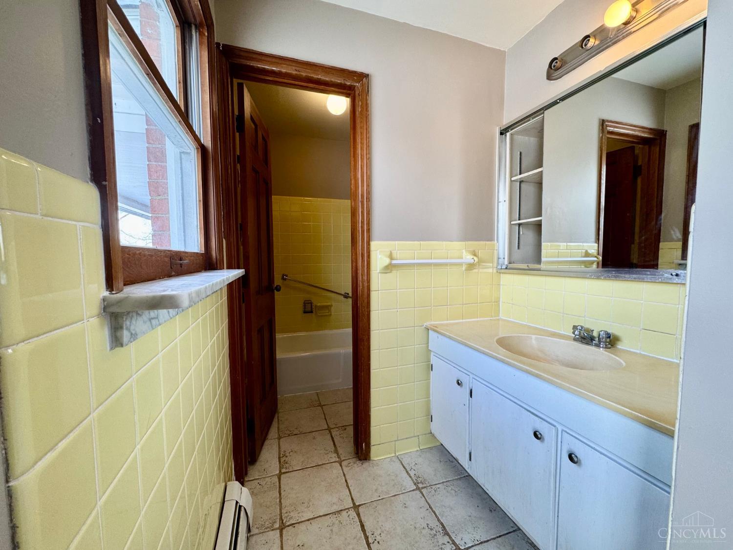 3510 Banning Road Cincinnati, OH 45239 - Photo 21 of 48