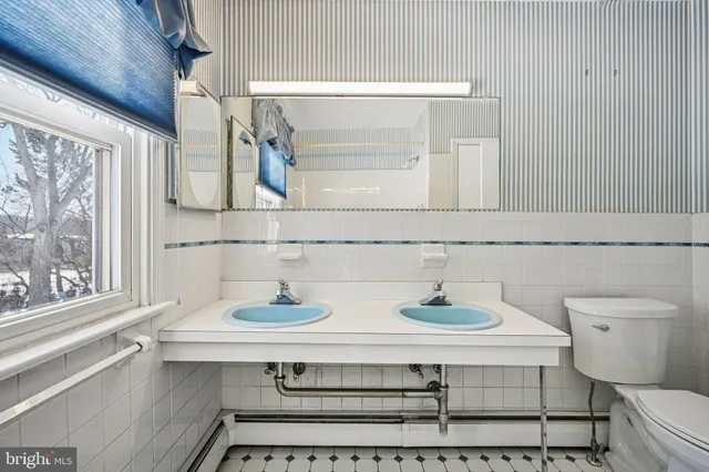 $575,000 | 3713 Meyer Lane, Hatboro, PA 19040