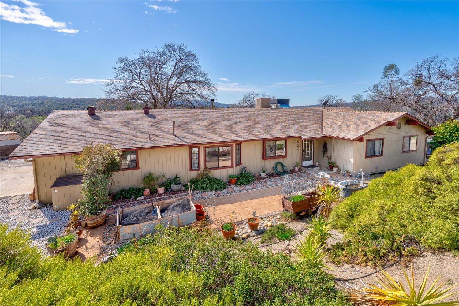 33273 Vetoll Road Coarsegold, CA 93614 - Photo 1 of 56 Gallery Image 1