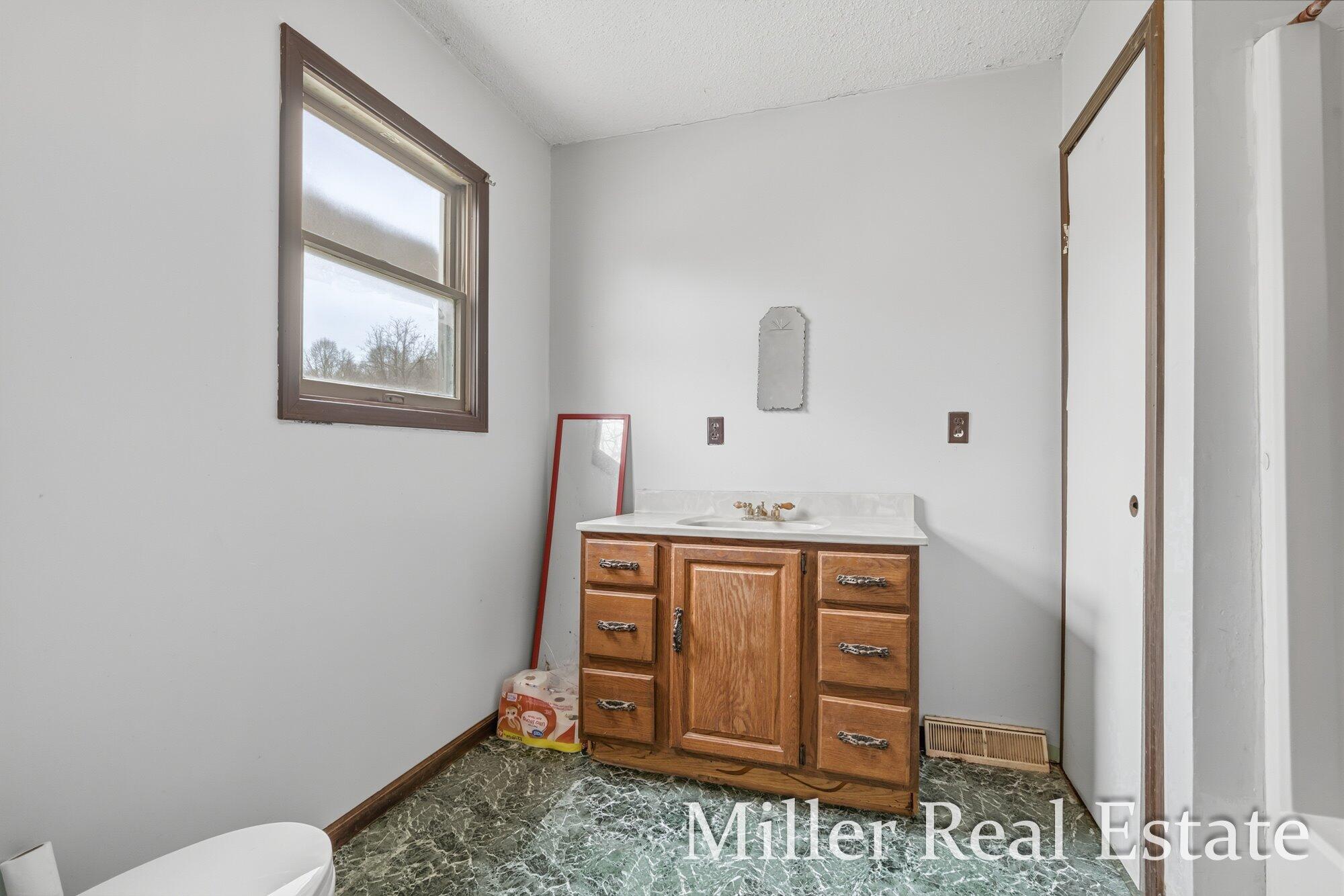 6130 Gurd Road Hastings, MI 49058 - Photo 14 of 49 17-WM6130gurd-28