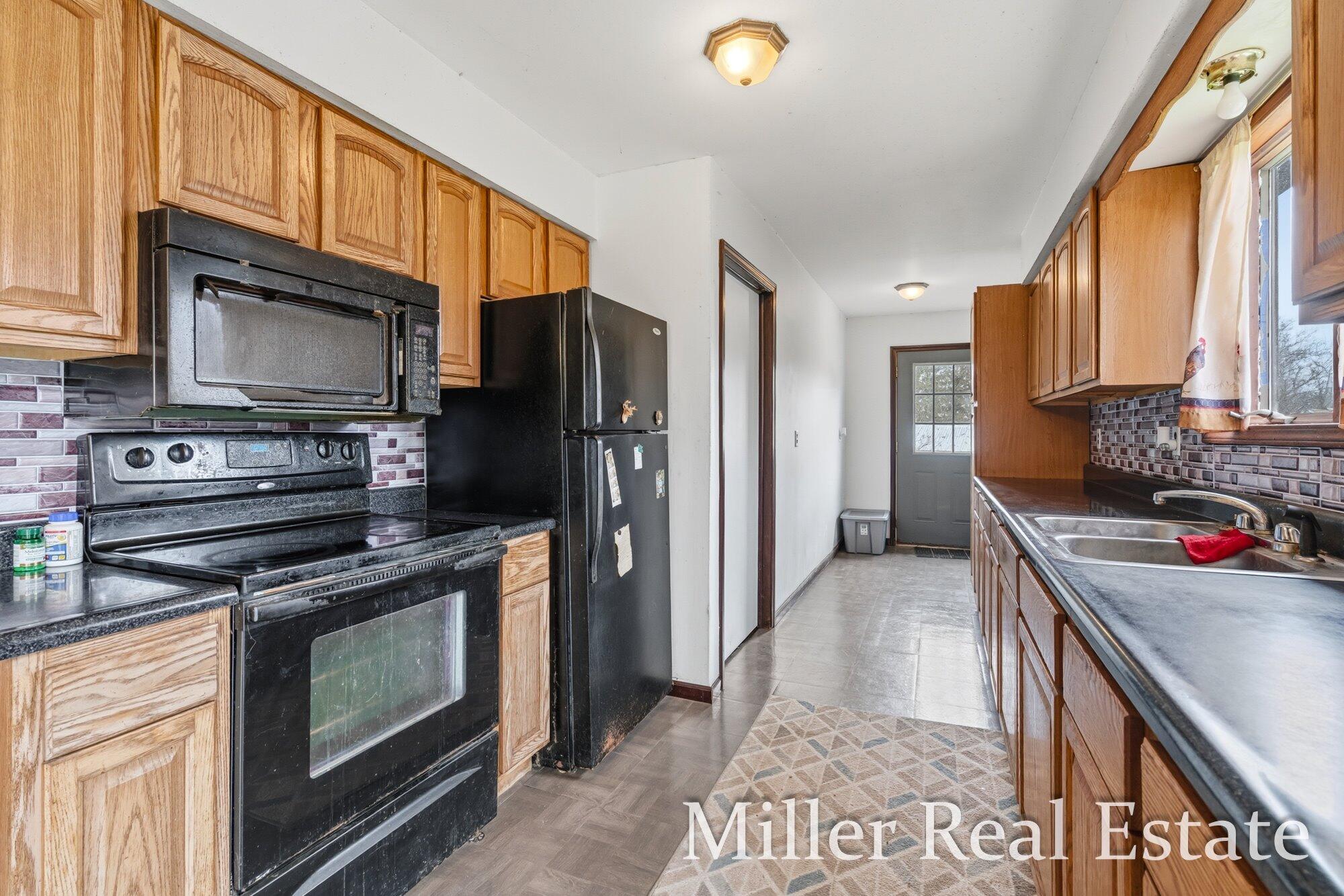 6130 Gurd Road Hastings, MI 49058 - Photo 3 of 49 12-WM6130gurd-23