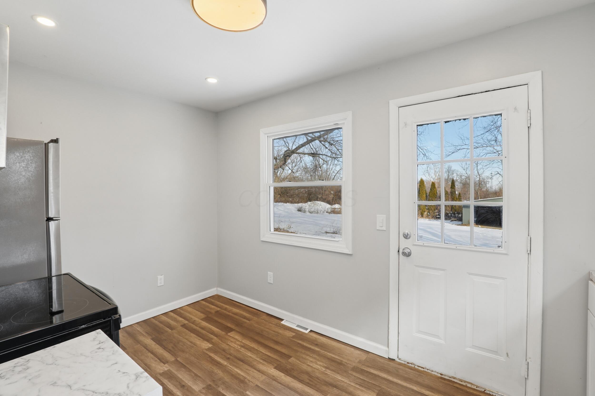 5684 Olive Road Franklin, OH 45005 - Photo 13 of 31 13__b6a0456