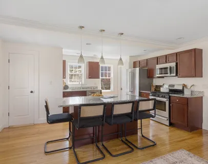 $995,000 | 220 Hillside Avenue, Arlington, MA 02476