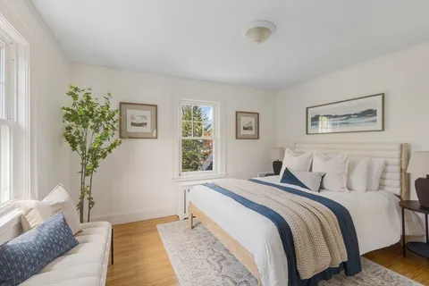 $995,000 | 220 Hillside Avenue, Arlington, MA 02476