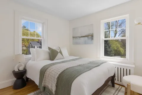 $995,000 | 220 Hillside Avenue, Arlington, MA 02476