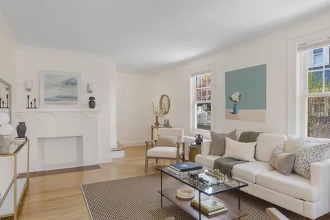 $995,000 | 220 Hillside Avenue, Arlington, MA 02476