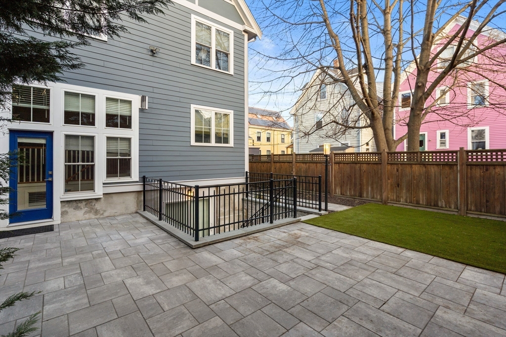 2 Gold Star Rd Court Cambridge, MA 02140 - Photo 9 of 33 Gallery Image 9