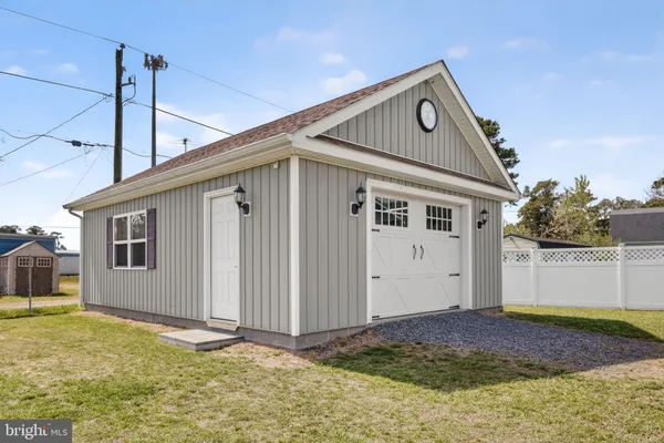 $475,000 | 3220 Ridge Road, Chincoteague Island, VA 23336