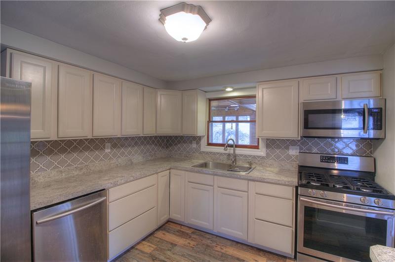 273 Foster Road New Brighton, PA 15066 - Photo 2 of 23 Gallery Image 2