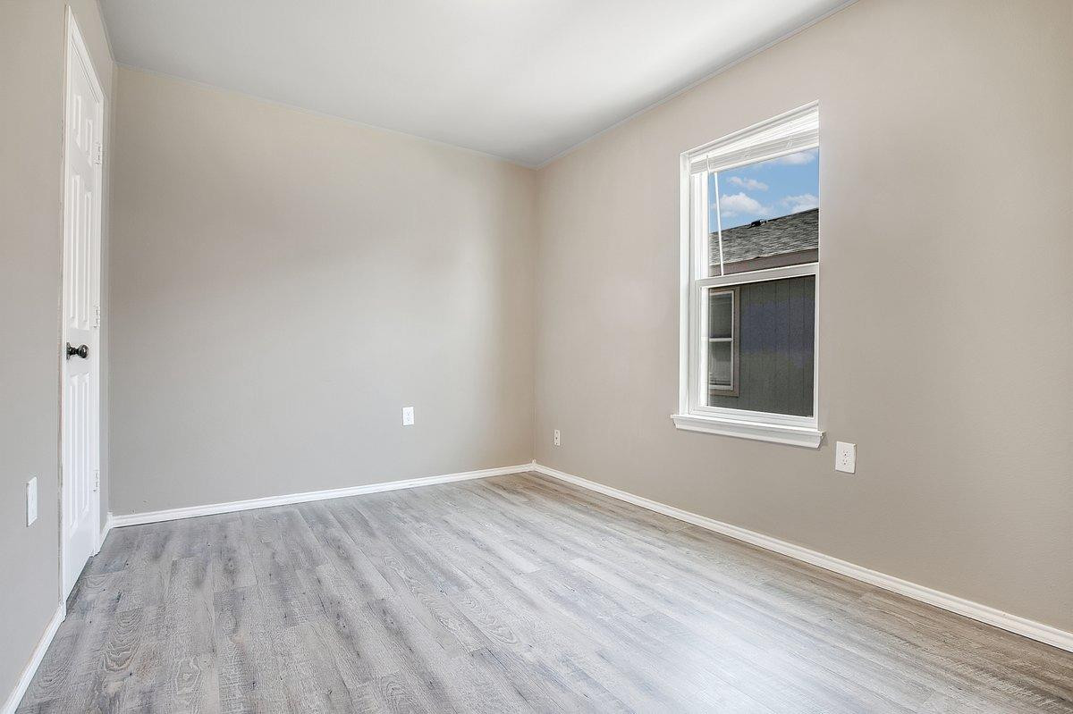 530 46th Street Lubbock, TX 79424 - Photo 12 of 14 Photo 12