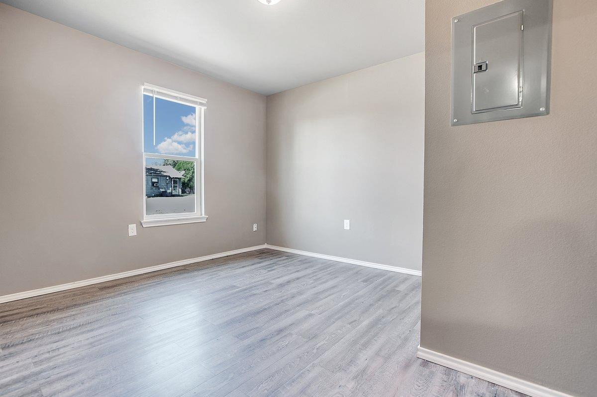 530 46th Street Lubbock, TX 79424 - Photo 8 of 14 Photo 8