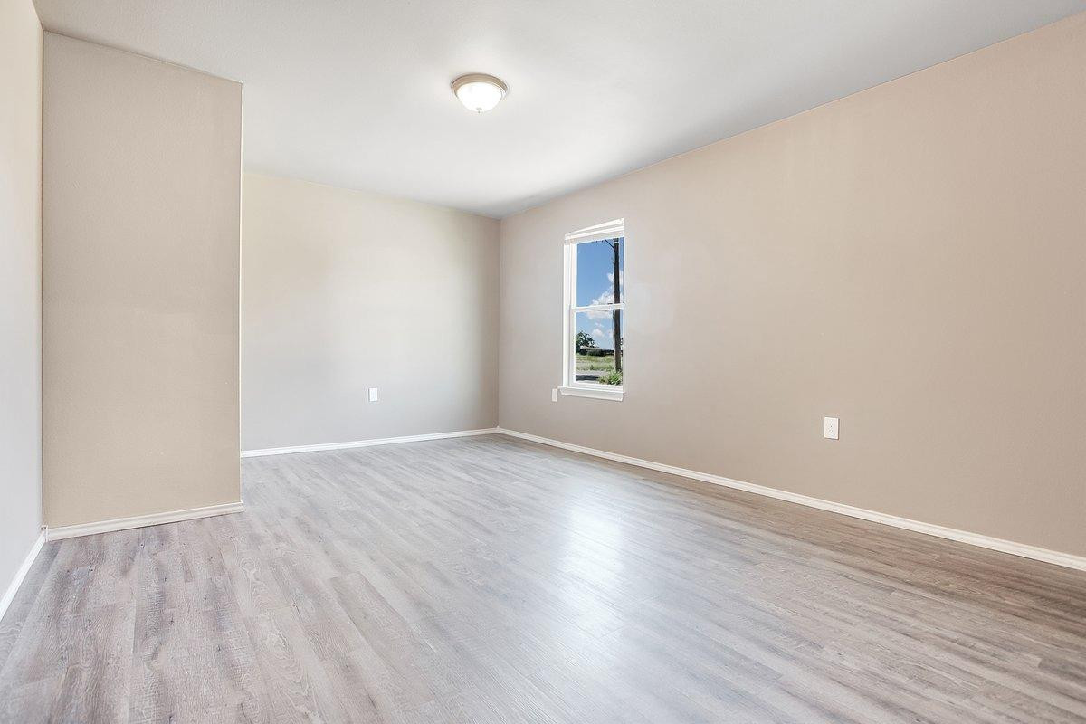 530 46th Street Lubbock, TX 79424 - Photo 10 of 14 Photo 10