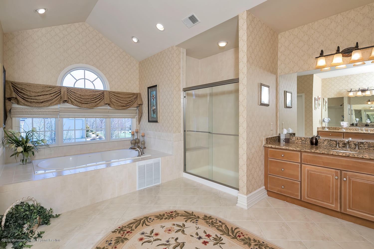 12 Rifkin Court Manalapan, NJ 07726 - Photo 25 of 54 12 Rifkin Ct Manalapan-large-038-14-1F8A